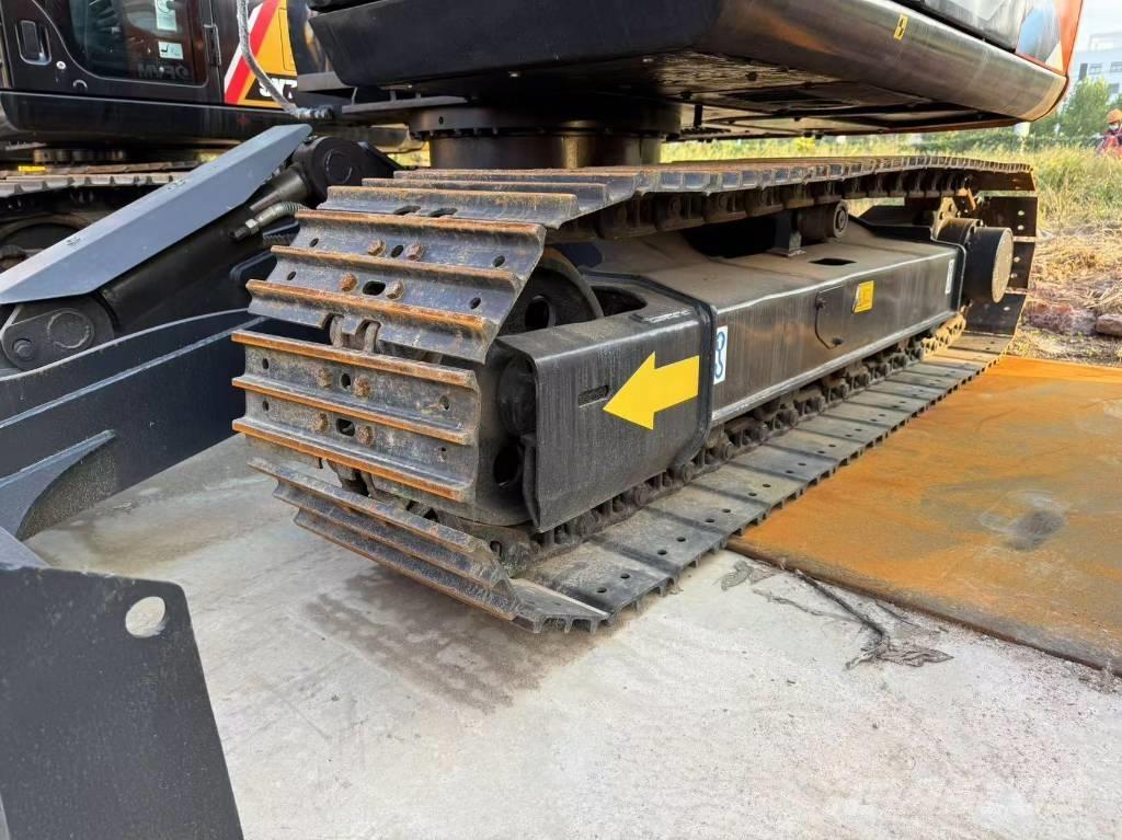 Hitachi 70 Bageri guseničari