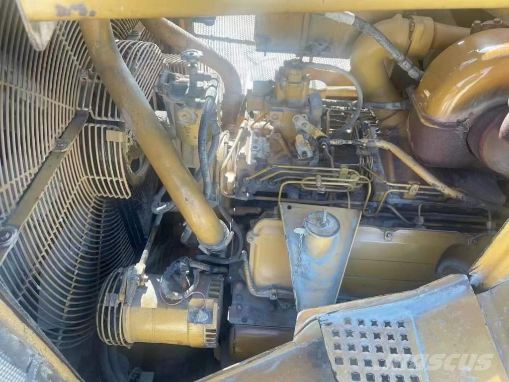 CAT D 9 R Buldožeri guseničari