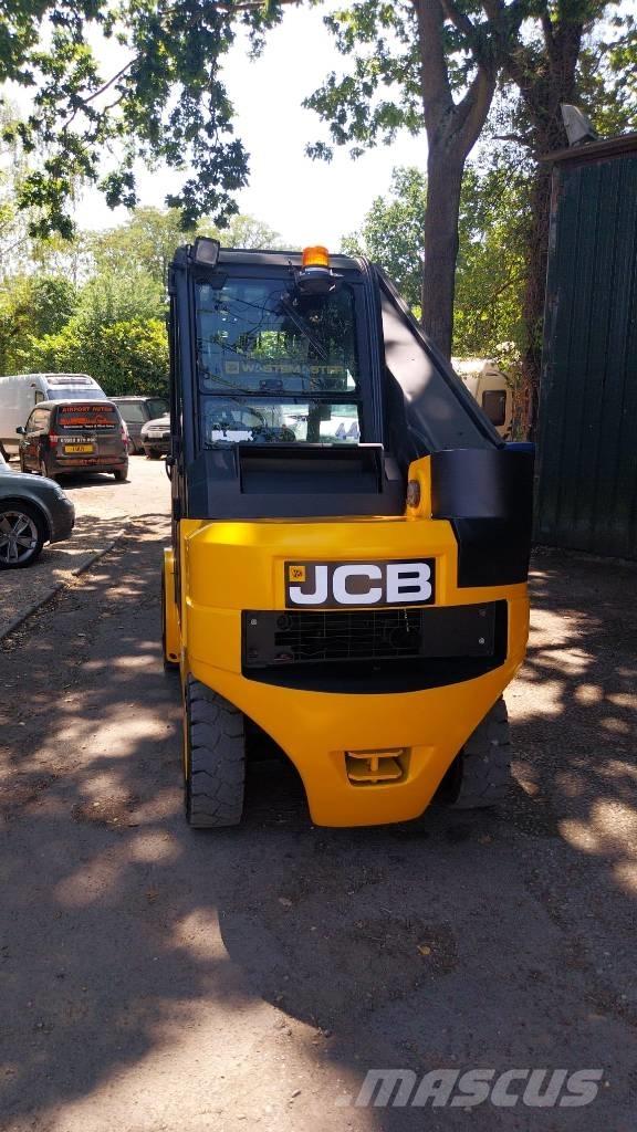 JCB TLT 35 D Teleskopski viljuškari