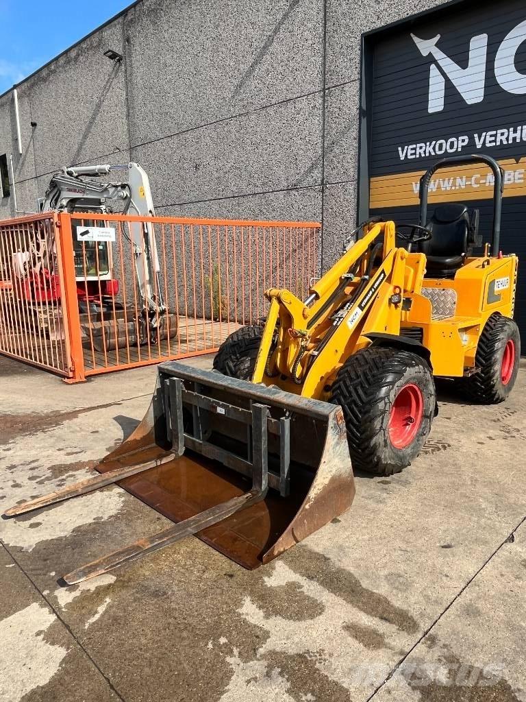 Knikmops KM 250 Utovarivači na točkove