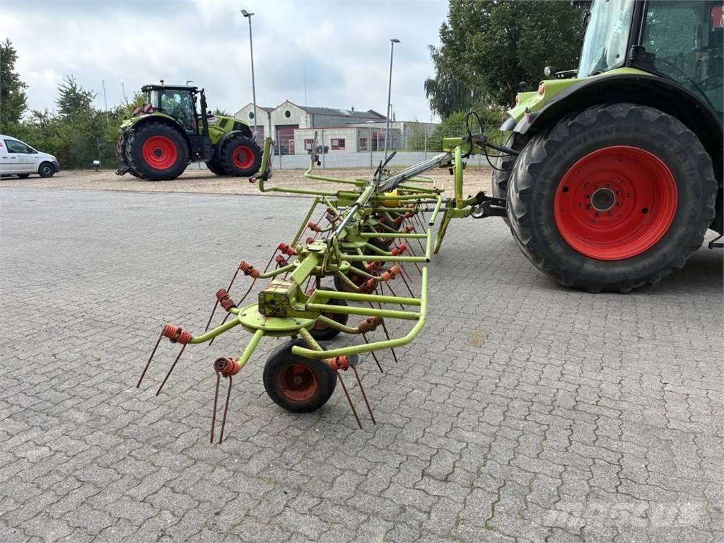 CLAAS VOLTO 870 Okretači i sakupljači sena