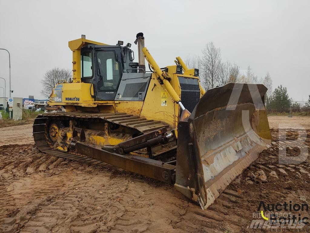 Komatsu D85PX-15 Buldožeri guseničari