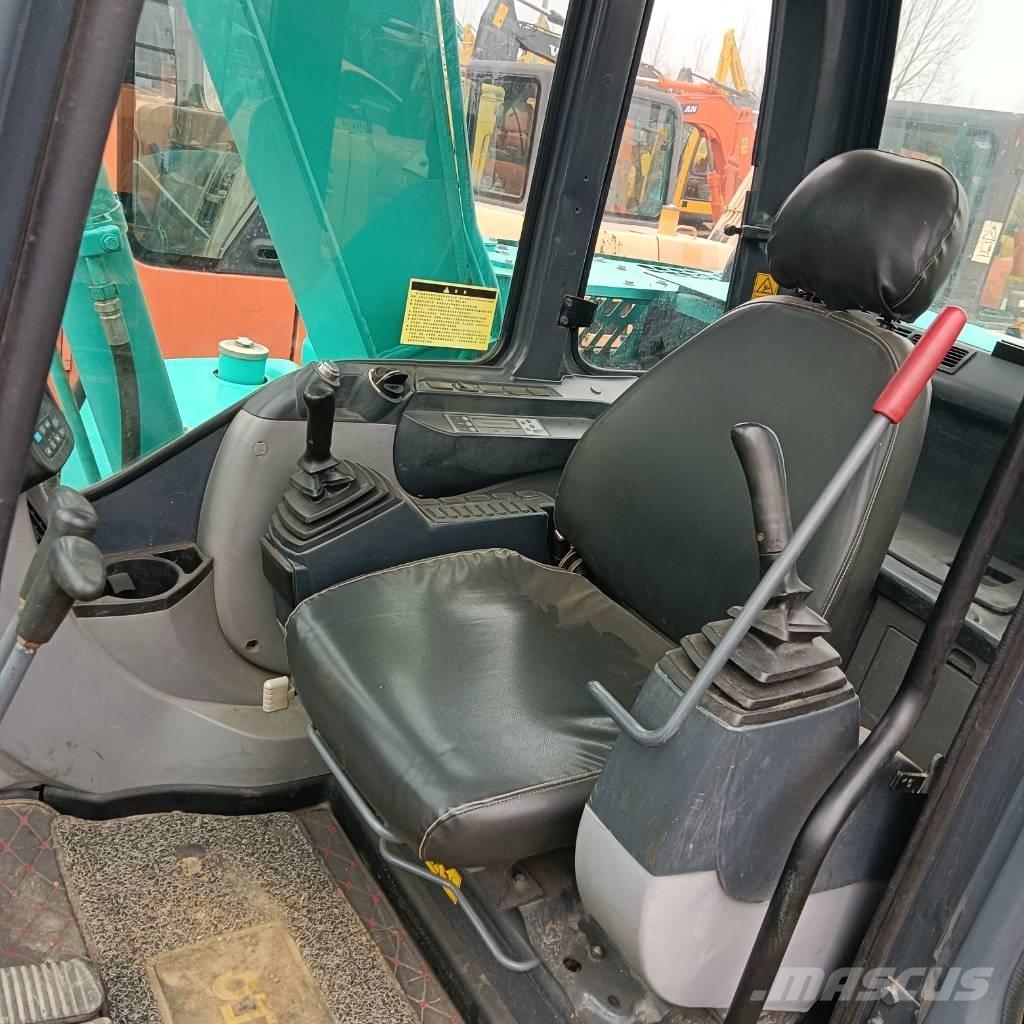 Kobelco SK75-8 Midi bageri 7t – 12t