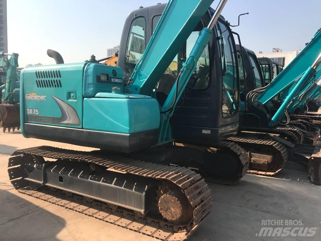 Kobelco SK 75 CSR Bageri guseničari