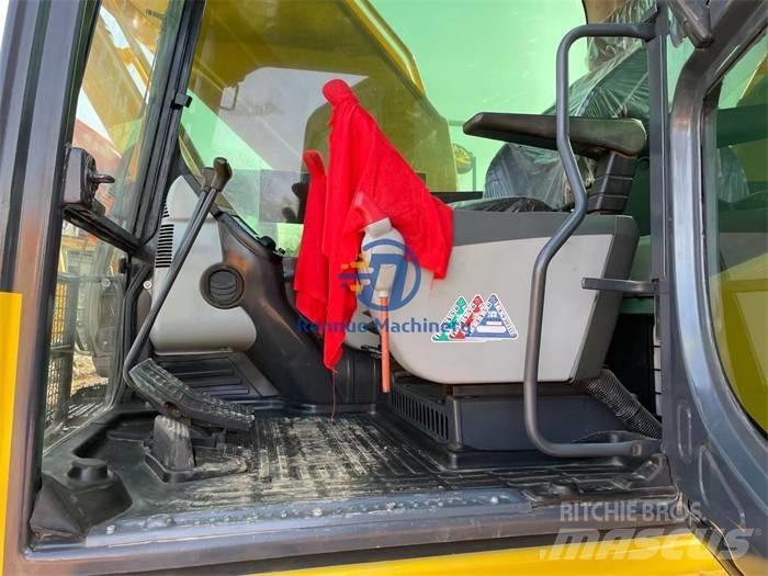 Komatsu PC 220-8 Bageri guseničari