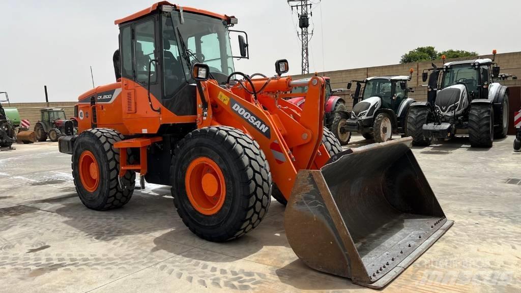 Doosan DL 200-5 Mini utovarivači