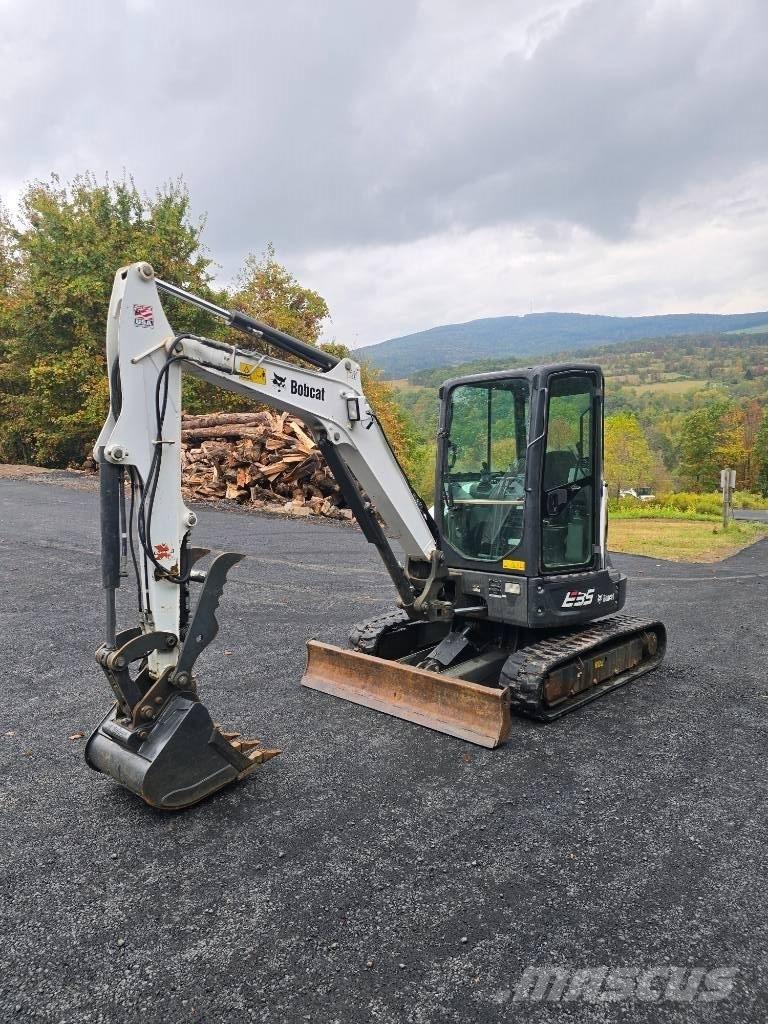 Bobcat E 35 Mini bageri < 7t