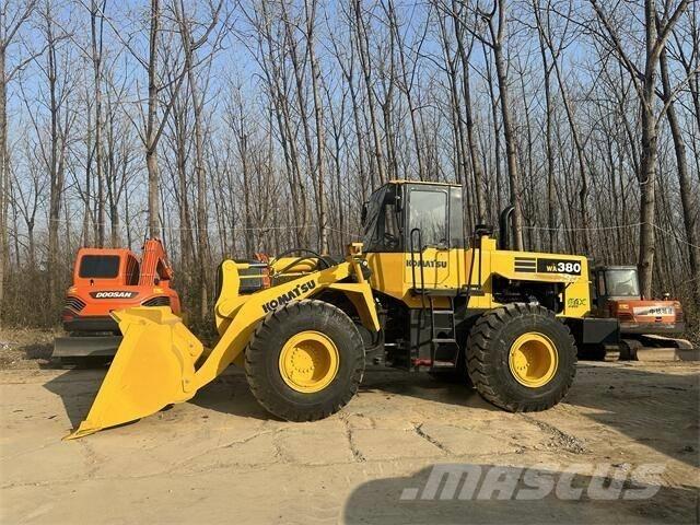 Komatsu WA380 Utovarivači na točkove