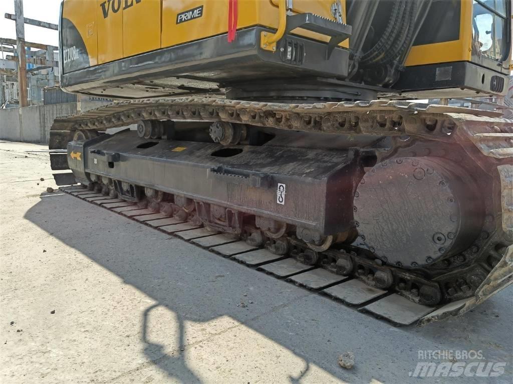 Volvo EC210B Bageri guseničari