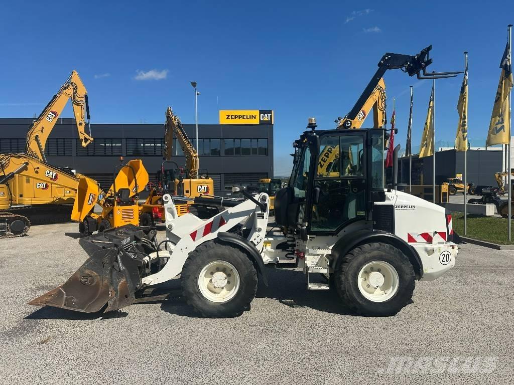 CAT 908 M Utovarivači na točkove