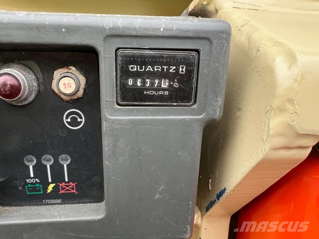 JLG 3246 ES Makazaste platforme