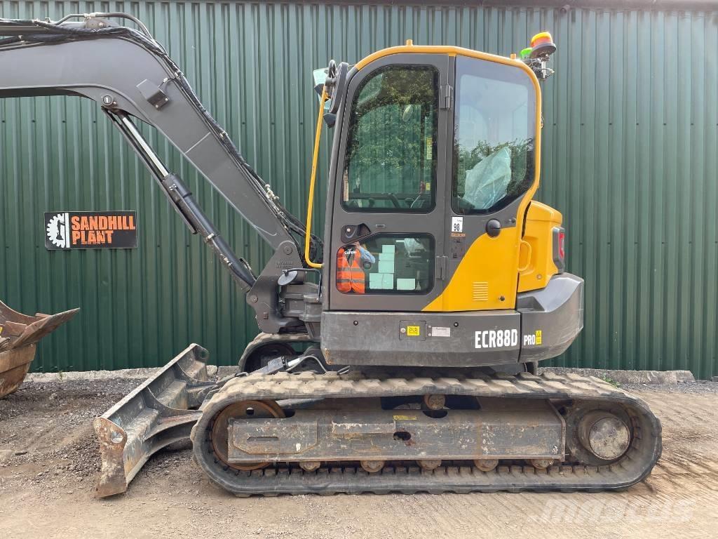 Volvo ECR 88 D PRO Midi bageri 7t – 12t