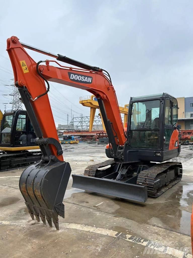 Doosan DX60-9 Mini bageri < 7t