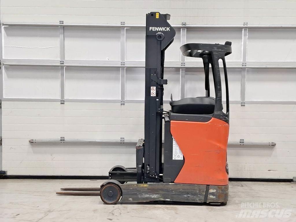 Linde R14-01 Viljuškari sa pomičnim stupom