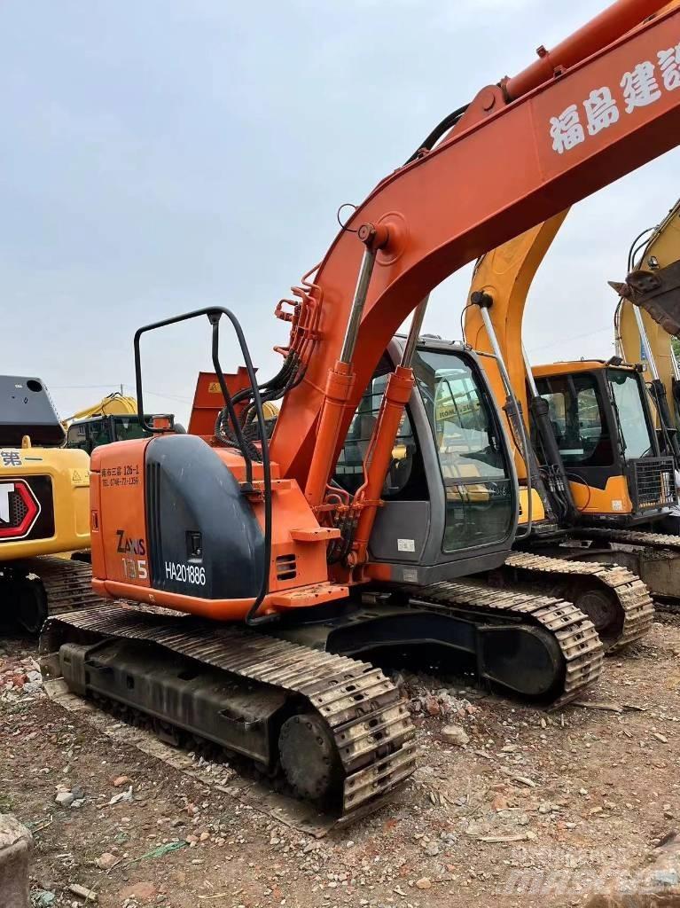 Hitachi ZX 135 US Bageri guseničari