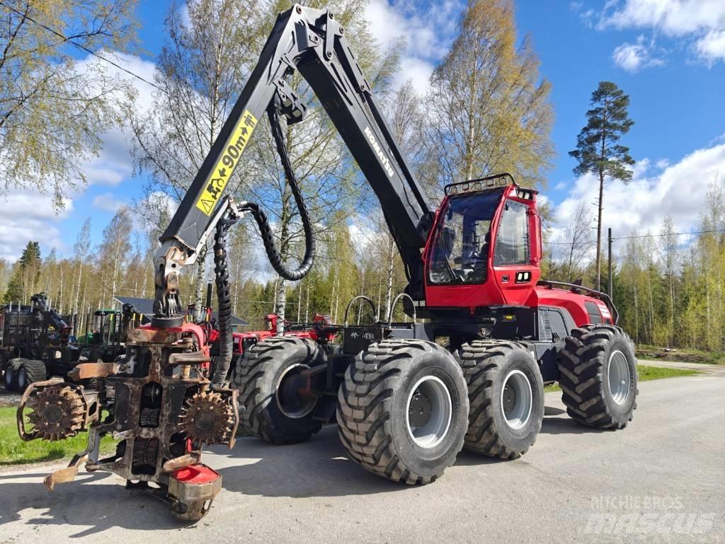 Komatsu 951 Harversteri