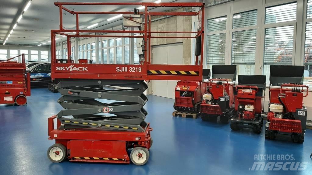 SkyJack SJIII 3219 Makazaste platforme