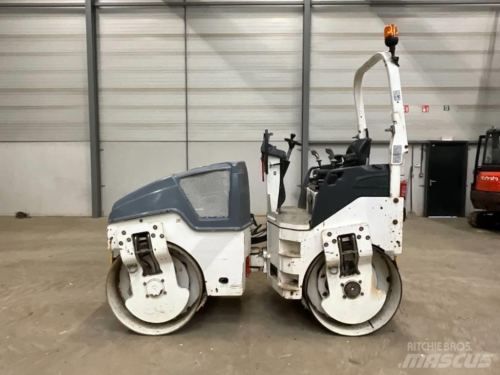 Bomag BW 135 AD-5 Valjci sa duplim bubnjem