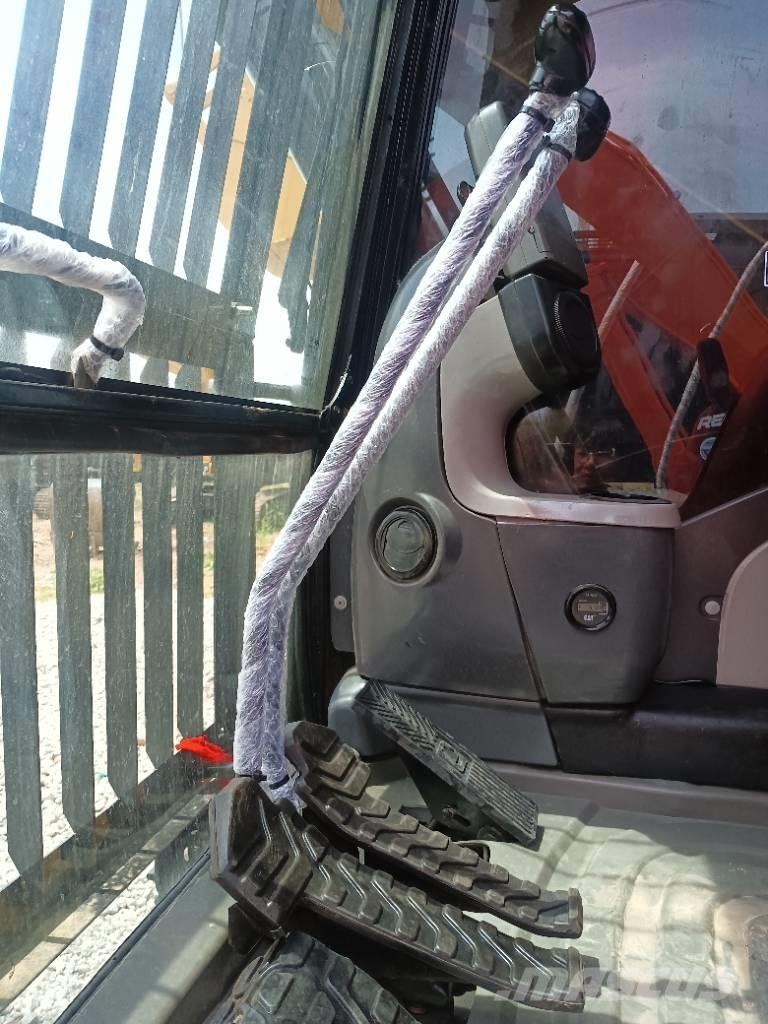 CAT 320D2 Bageri guseničari