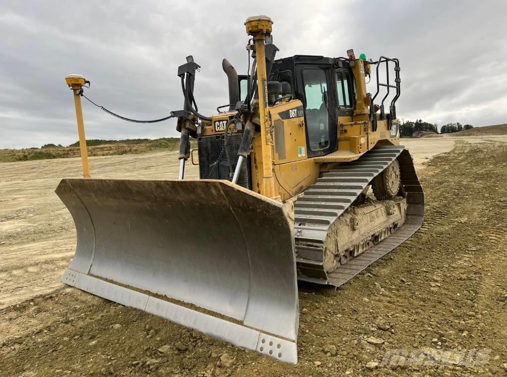 CAT D 6 T LGP Buldožeri guseničari