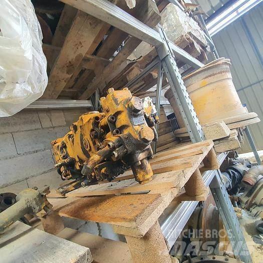 Liebherr 922 Ostale kargo komponente