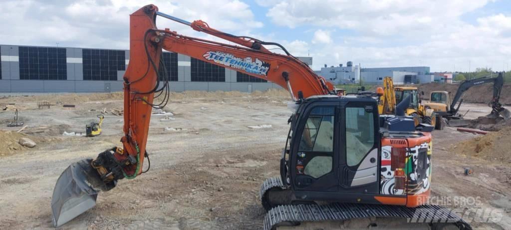 Hitachi ZX 135 US-6 Bageri guseničari