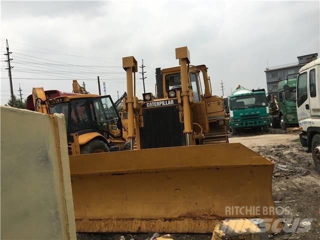 CAT D 7 R Buldožeri guseničari