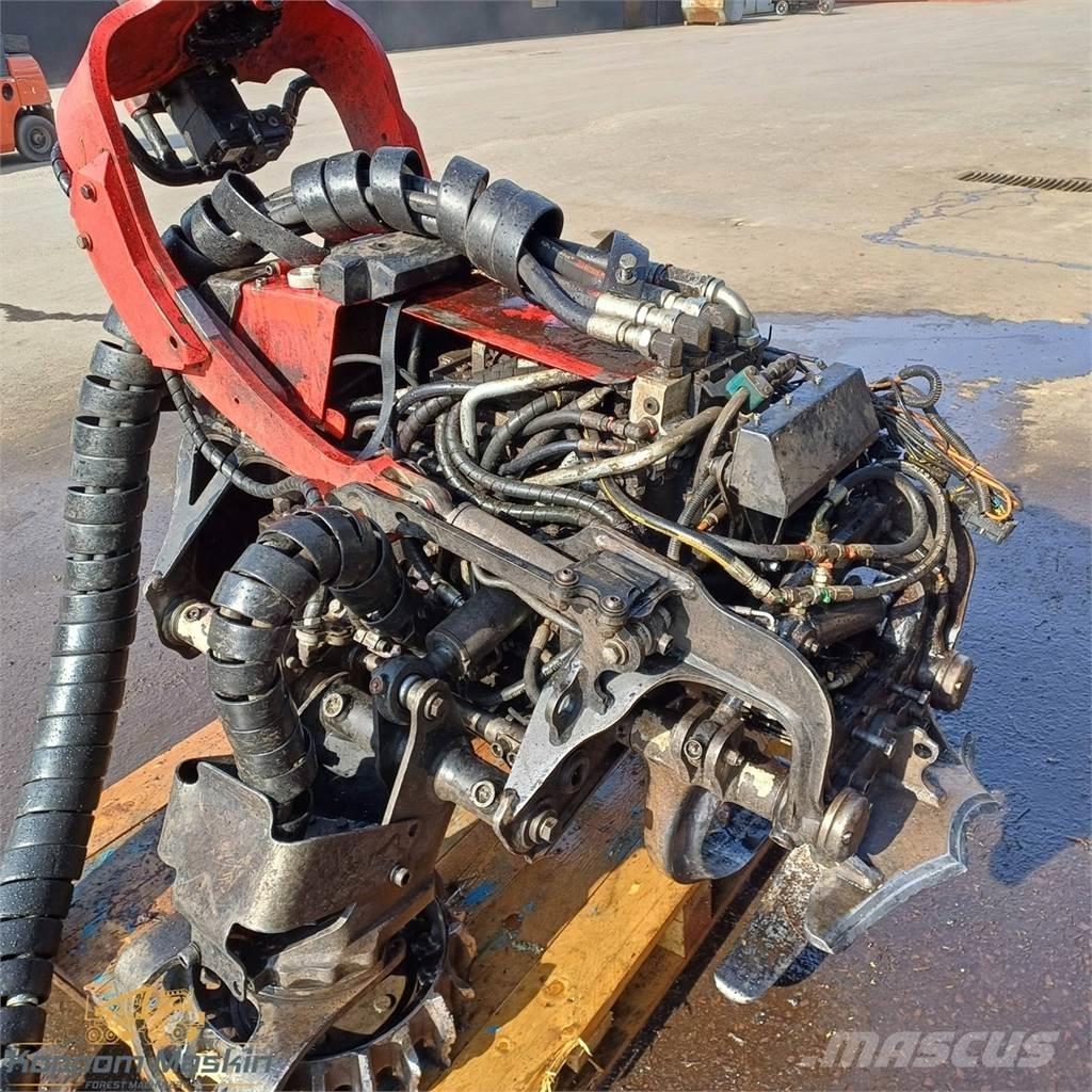 Komatsu C124 Glave za kombajne