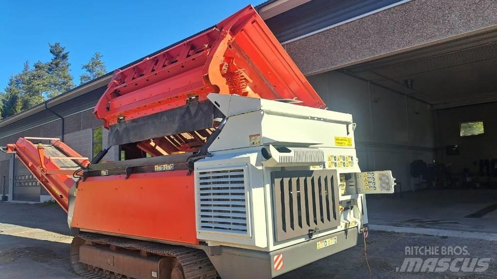 Sandvik QE 141 Mobilna sita