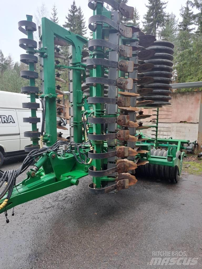 Kivi-Pekka Lamu 550 Tanjirače