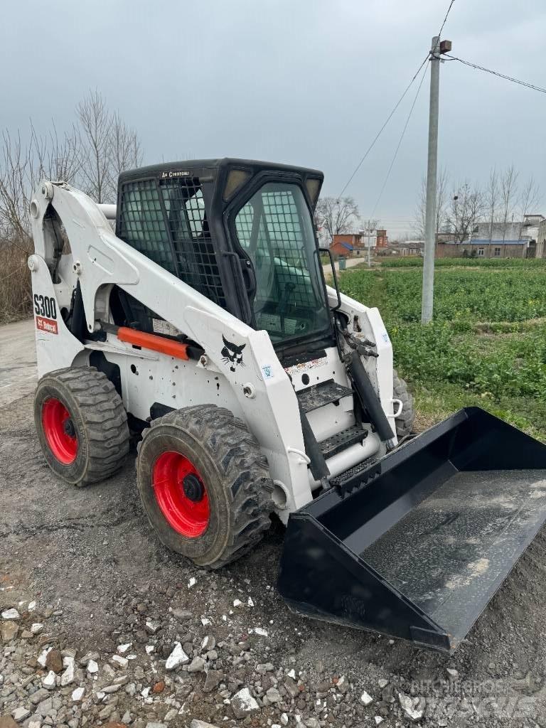 Bobcat S 300 Skid steer mini utovarivači