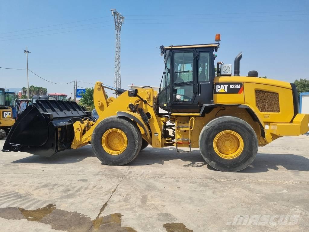 CAT 938 M Utovarivači na točkove