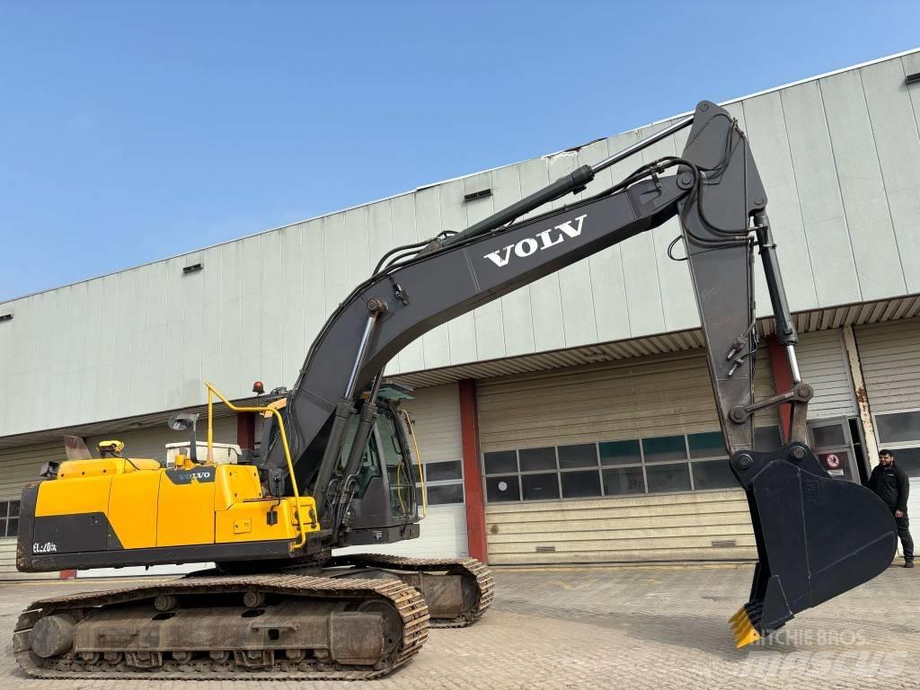 Volvo EC 220 DL Bageri guseničari