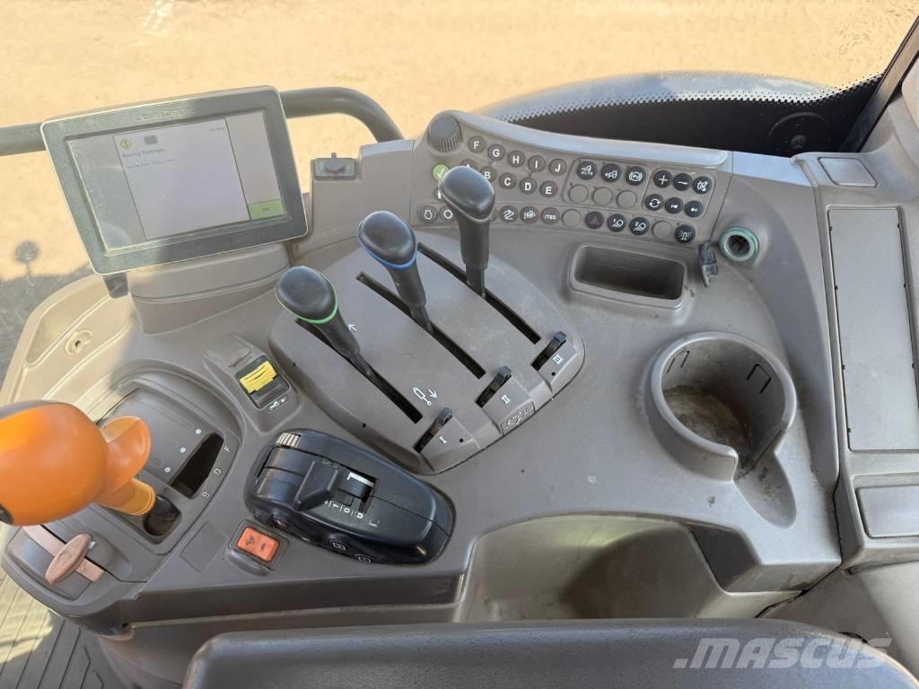 John Deere 6130 R Traktori
