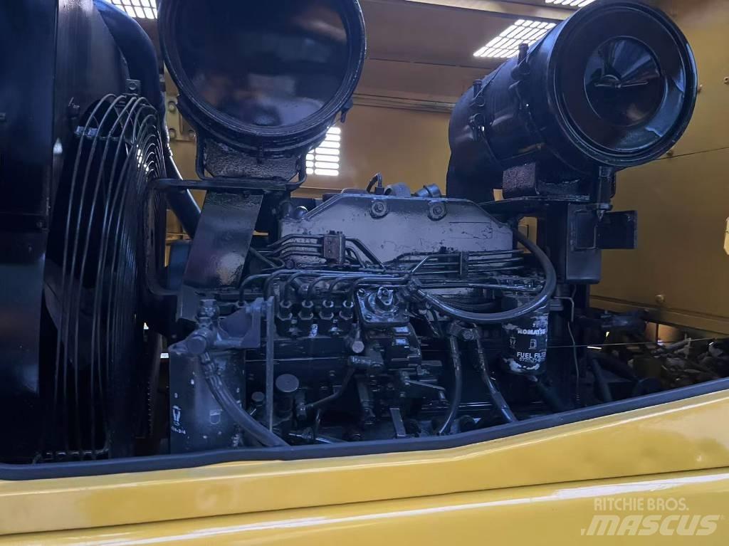 Komatsu WA320-3 Utovarivači na točkove