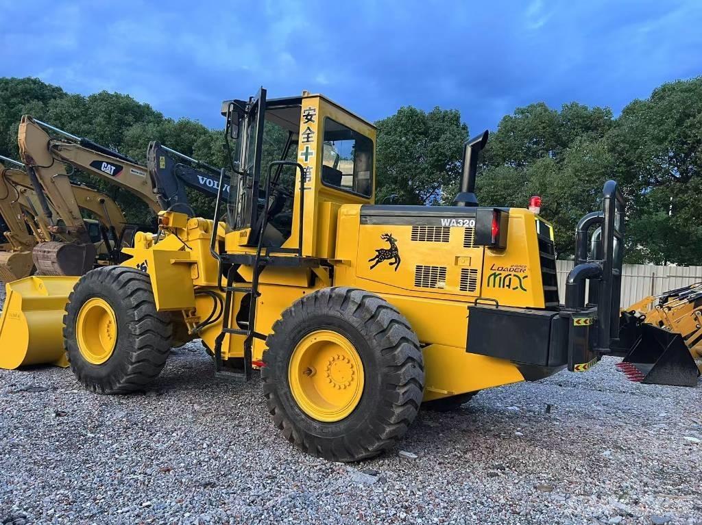 Komatsu WA320-3 Utovarivači na točkove