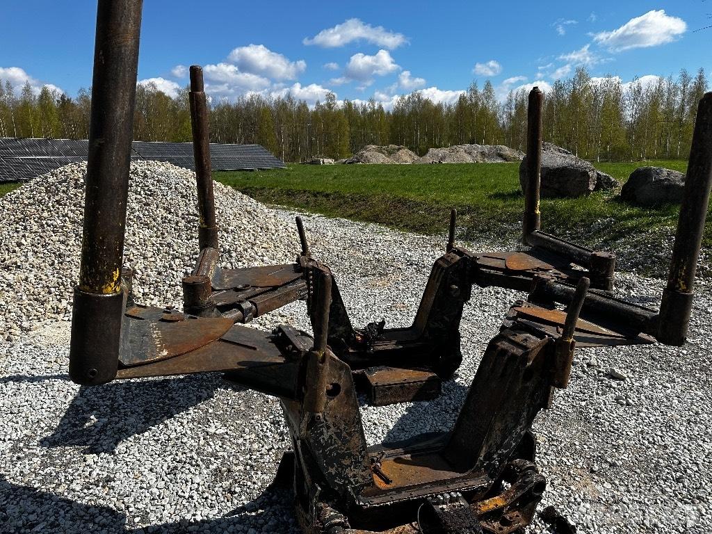 John Deere 1910 E Šasija i vešenje