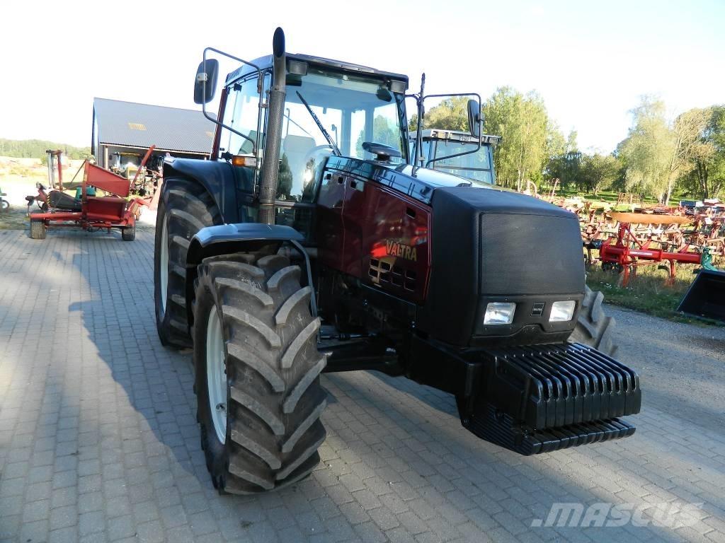 Valtra 8550 Traktori