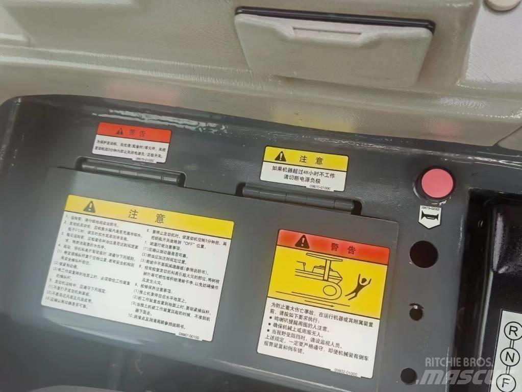 Shantui SD 16 Buldožeri guseničari