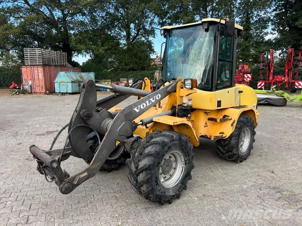 Volvo L 30 B Utovarivači na točkove