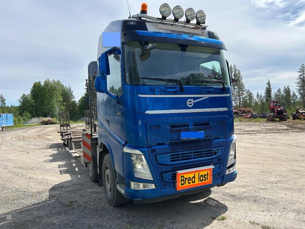Volvo FH 500 Kamioni za prevoz šumarskih mašina