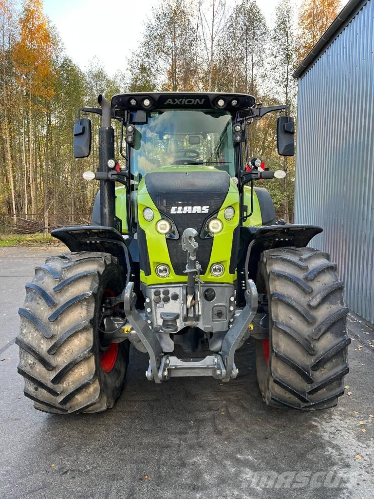 CLAAS Axion 870 Traktori