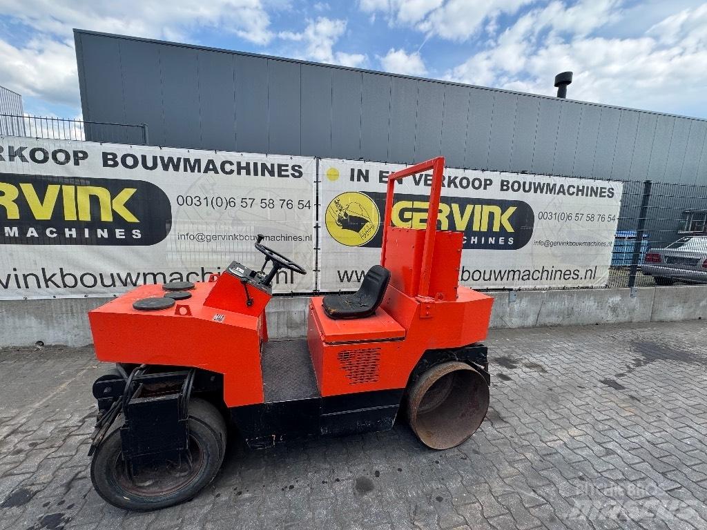 CASE Vibromax 152k Valjci sa jednim bubnjem