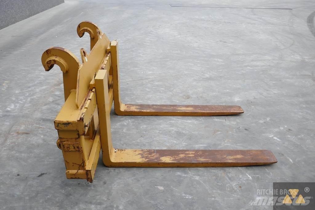CAT 966/972 Forks Ostale kargo komponente