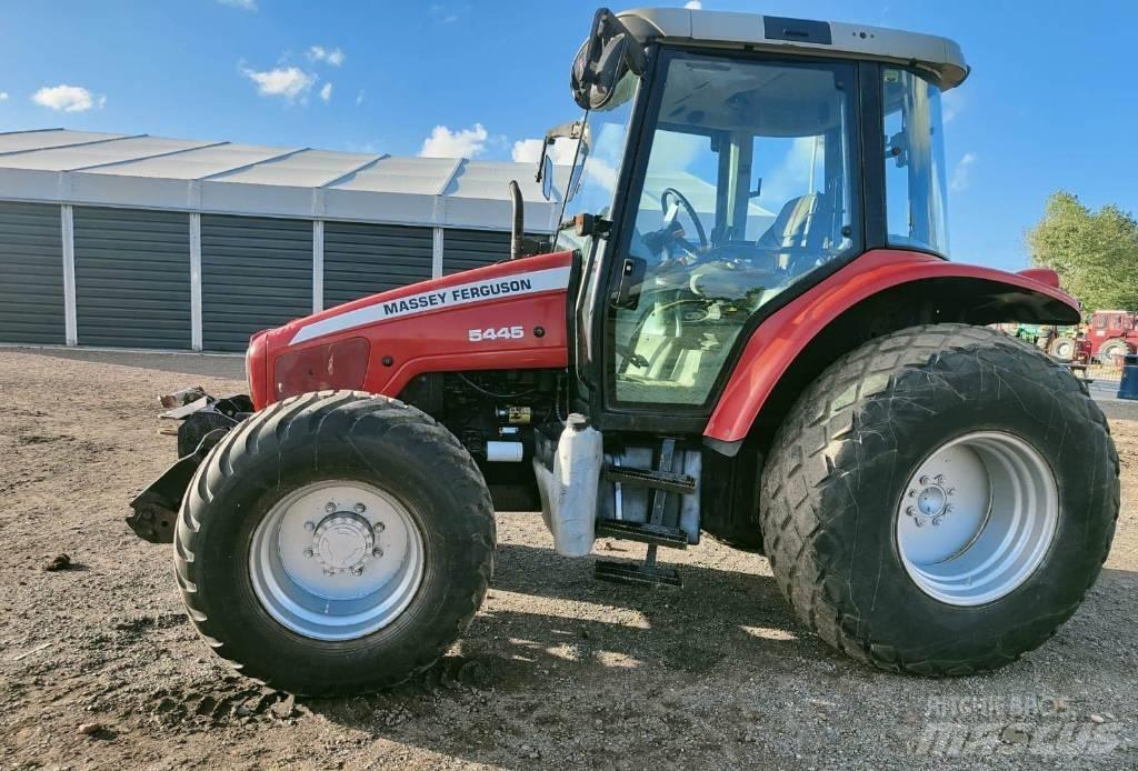 Massey Ferguson 5445 Traktori