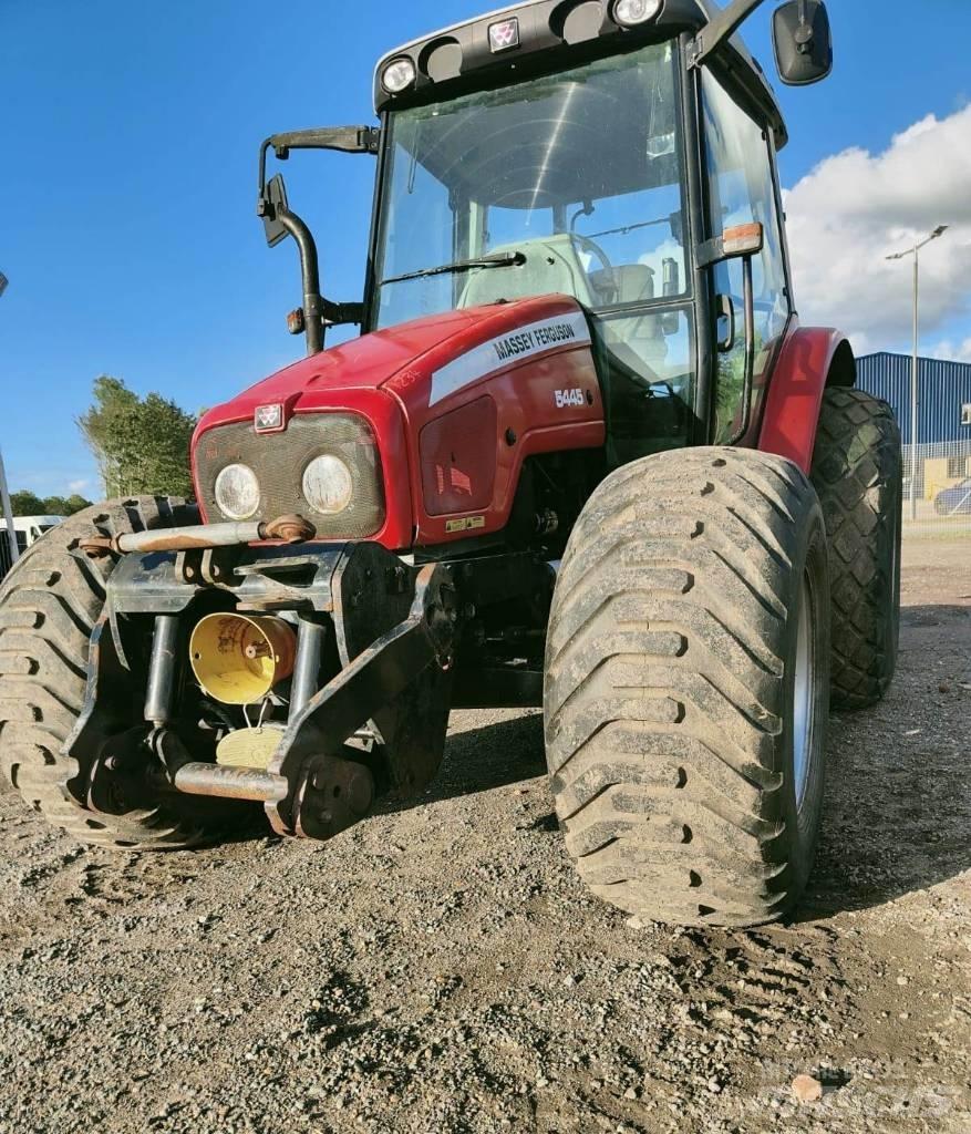 Massey Ferguson 5445 Traktori