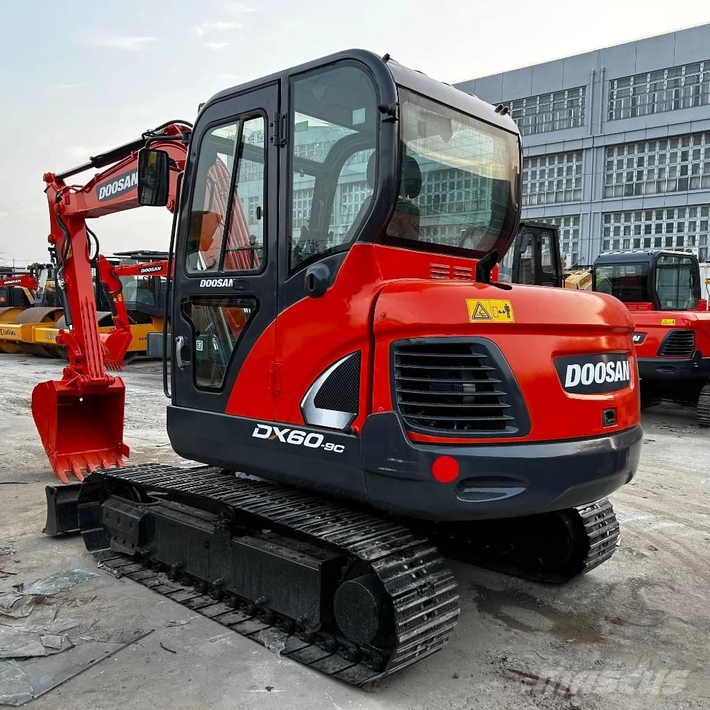 Doosan DX60-9C Mini bageri < 7t