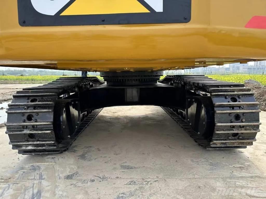 CAT 349 D L Midi bageri 7t – 12t