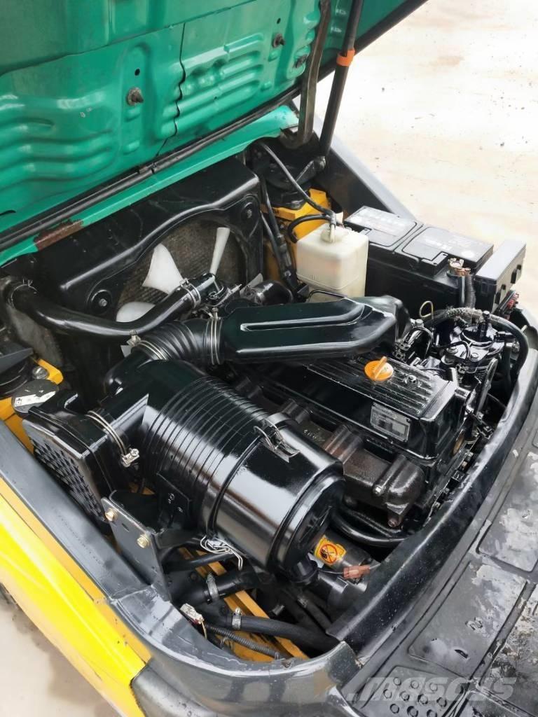 Komatsu 3t Dizelski viljuškari