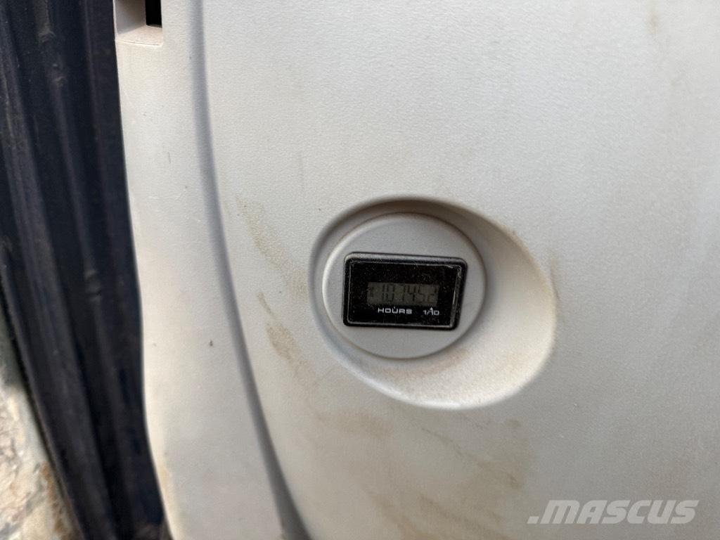 Kobelco SK 75 SR Midi bageri 7t – 12t